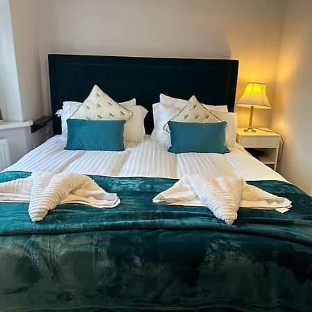 Вилла Adam'S Place, Watford Wd17 2Py Экстерьер фото